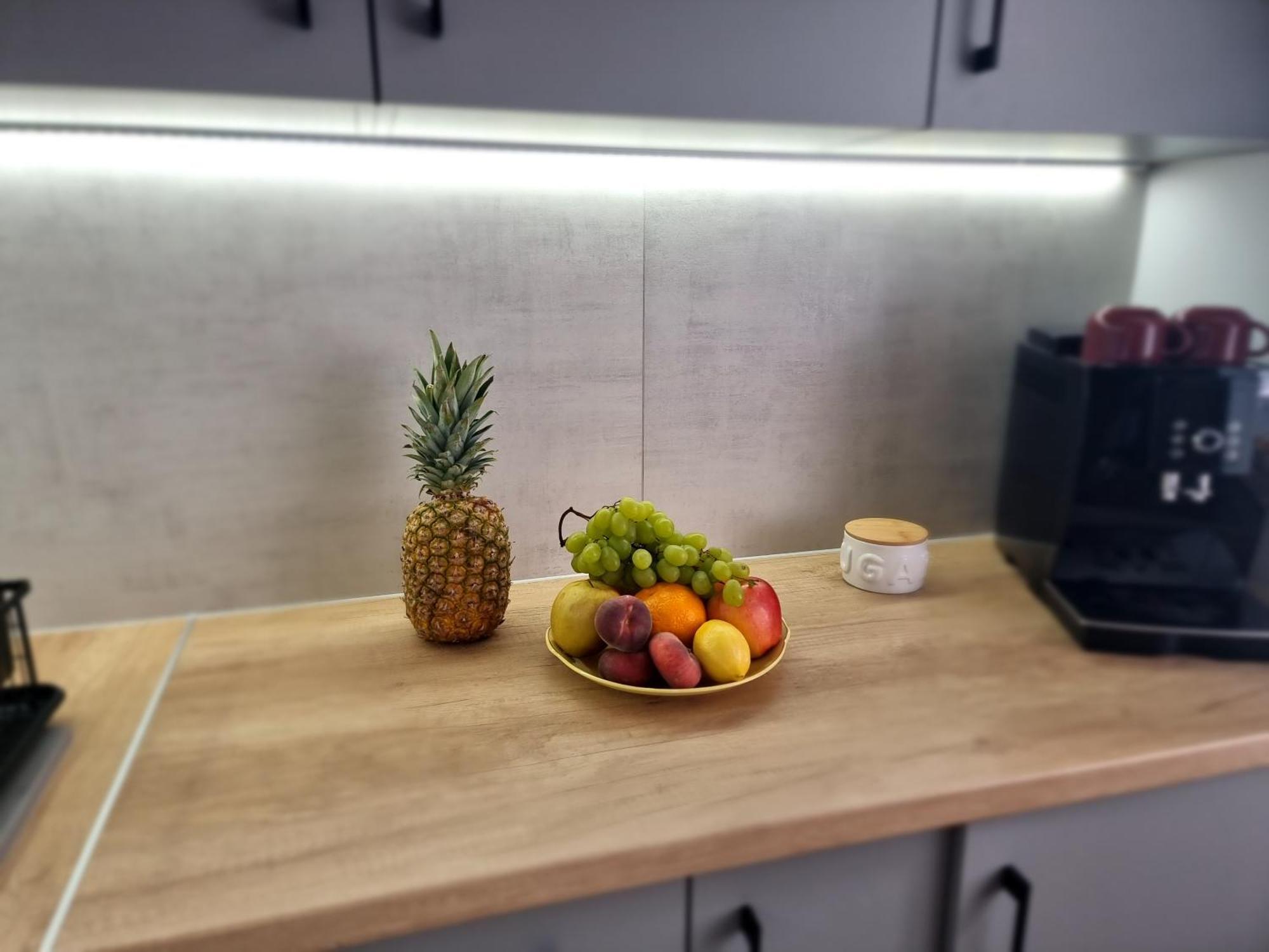 Apartament Lux Lemon เยเลเนียกูรา ภายนอก รูปภาพ